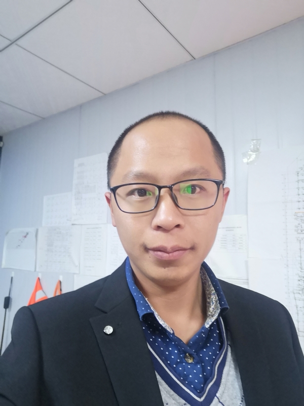 ⑨9999的第一张照片--心连心婚恋交友平台