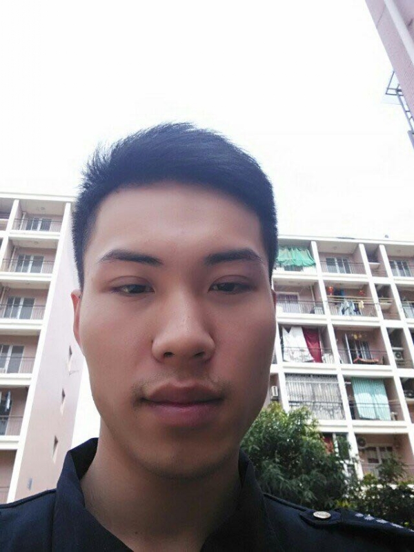 乐天的第一张照片--心连心婚恋交友平台