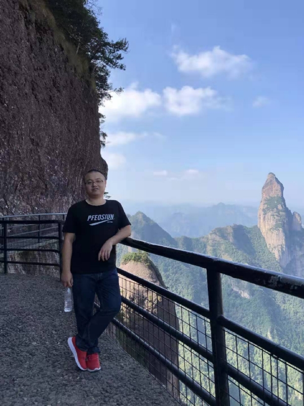 不杵于物的第一张照片--心连心婚恋交友平台