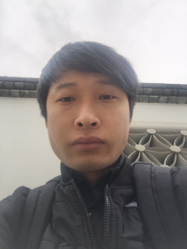 小雷的第一张照片--心连心婚恋交友平台