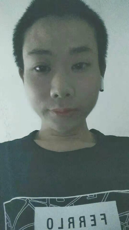 水中月的第一张照片--心连心婚恋交友平台