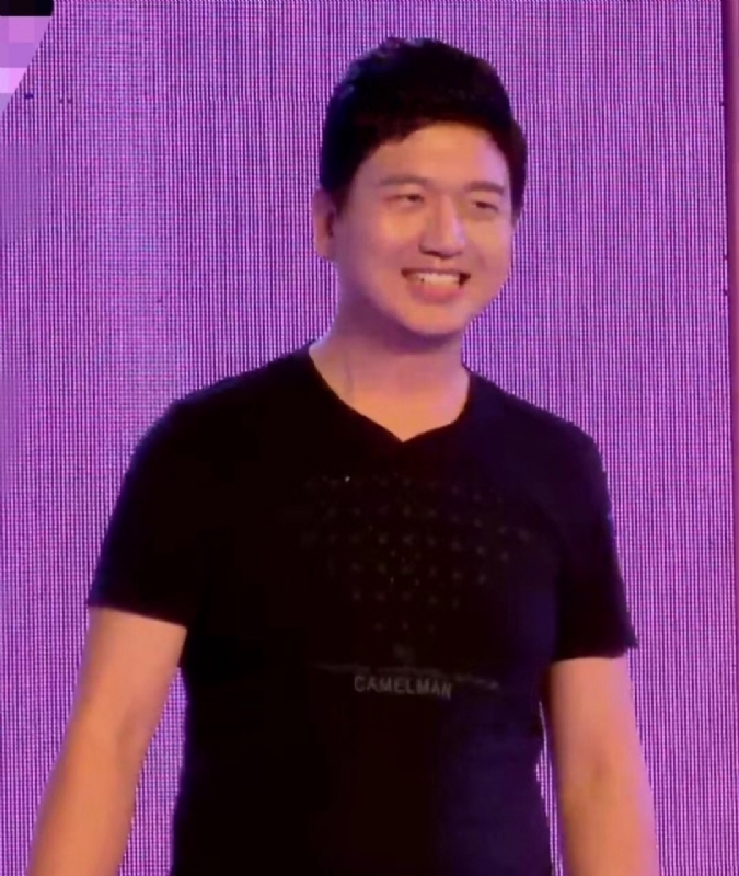风继续吹的第一张照片--心连心婚恋交友平台