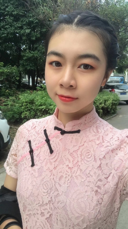杨女士的第一张照片--心连心婚恋交友平台
