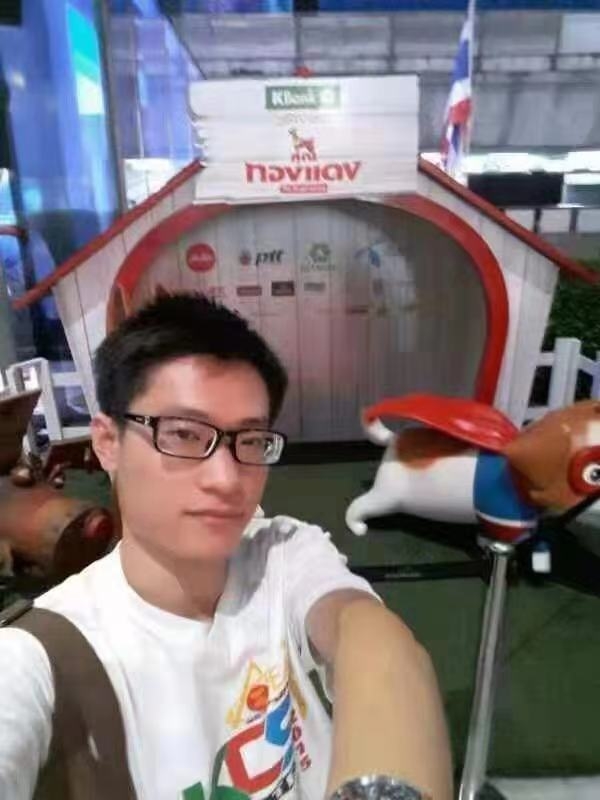 张先生的第一张照片--心连心婚恋交友平台
