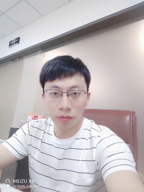 魔幻星空的第一张照片--心连心婚恋交友平台