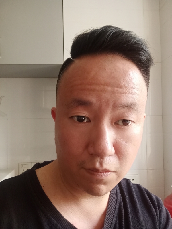 阿king的第一张照片--心连心婚恋交友平台