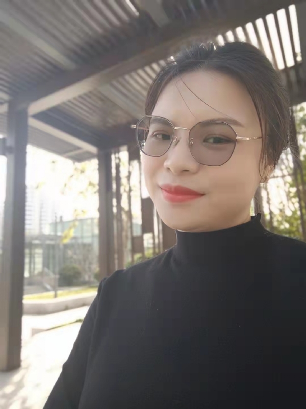 liuxiaoxiao的第一张照片--心连心婚恋交友平台