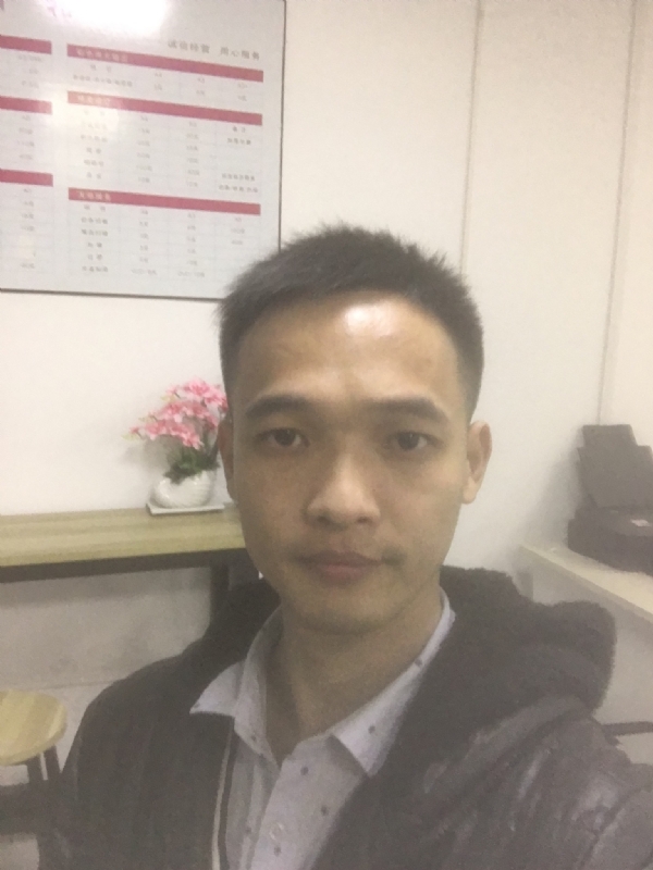 法律人小陈的第一张照片--心连心婚恋交友平台