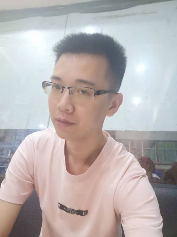 云杰的第三张照片--心连心婚恋交友平台