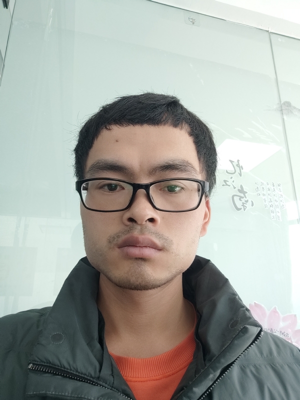 林嘉任的第二张照片--心连心婚恋交友平台