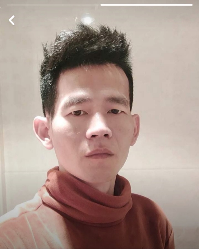 白了少年头的第一张照片--心连心婚恋交友平台