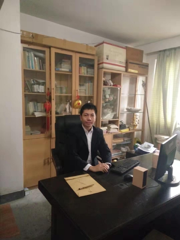 临冬城公爵的第一张照片--心连心婚恋交友平台