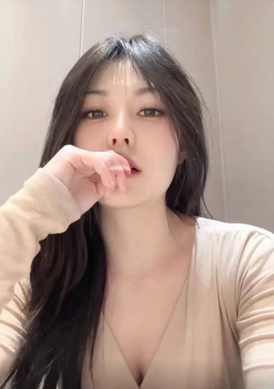 勾人心魂大美人的第一张照片--心连心婚恋交友平台