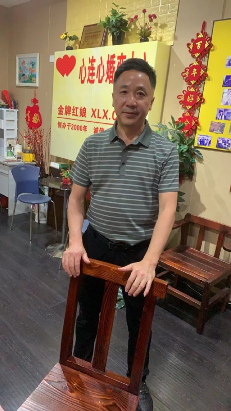 蓝俞的第一张照片--心连心婚恋交友平台