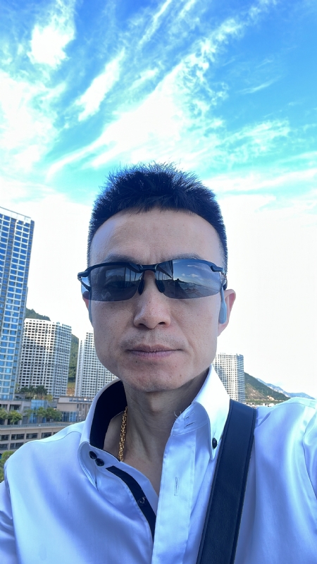 秀丽丝的第一张照片--心连心婚恋交友平台