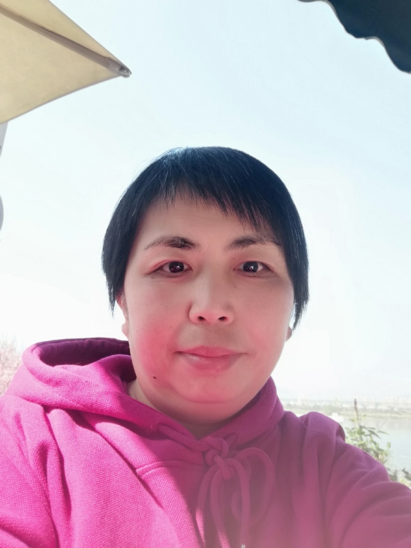 王女士的第一张照片--心连心婚恋交友平台